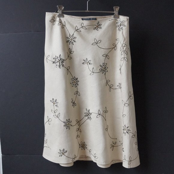 Lafayette 148 Linen Silk Skirt Embroidery Beads Sz 6 - Picture 8 of 8